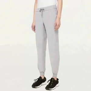 Lululemon On The Fly Jogger